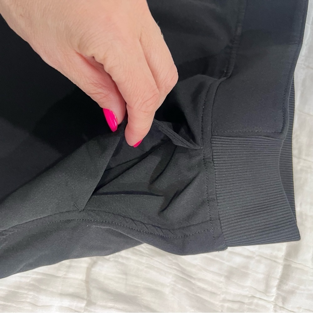 32 Degrees Women's Black Skort - Picture 5 of 8